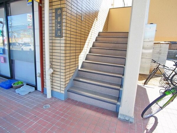 エントランス(外観・共用部分)