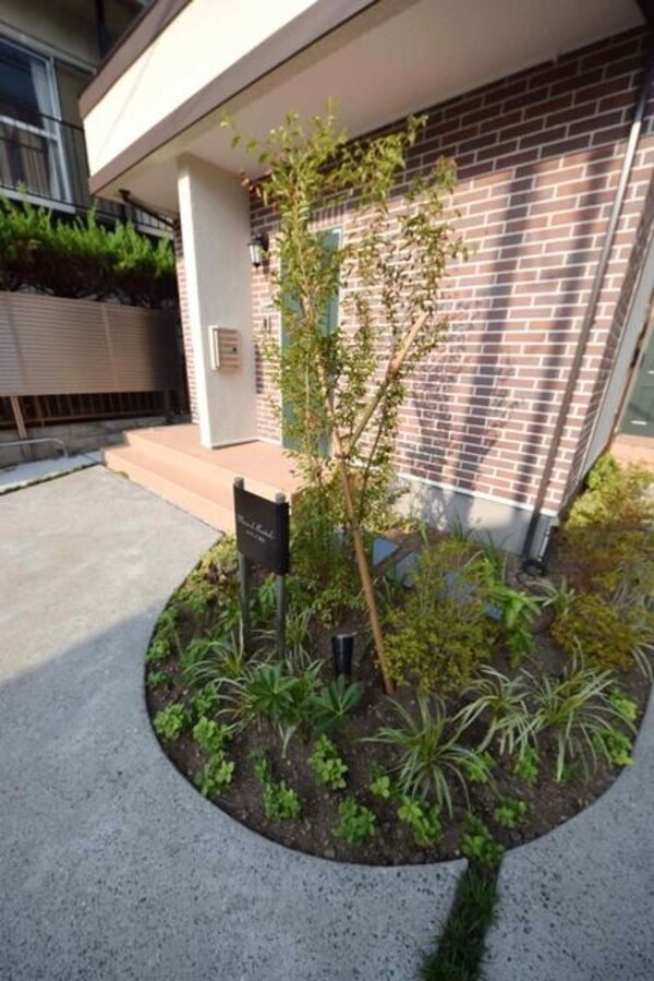 エントランス(外観・共用部分)