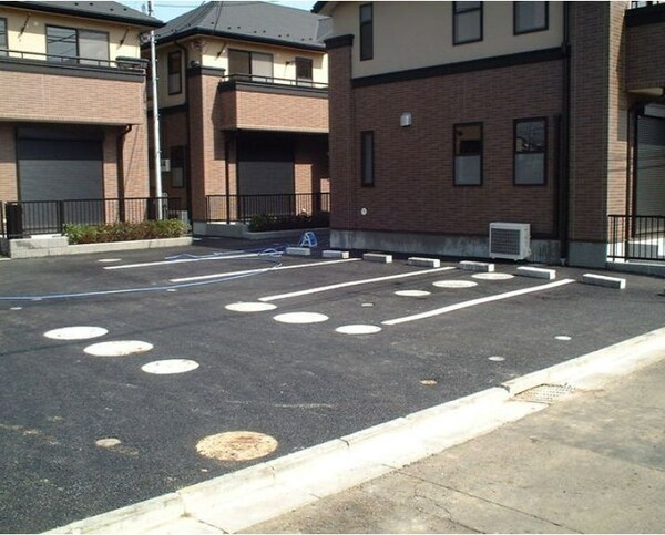 駐車場(駐車場)