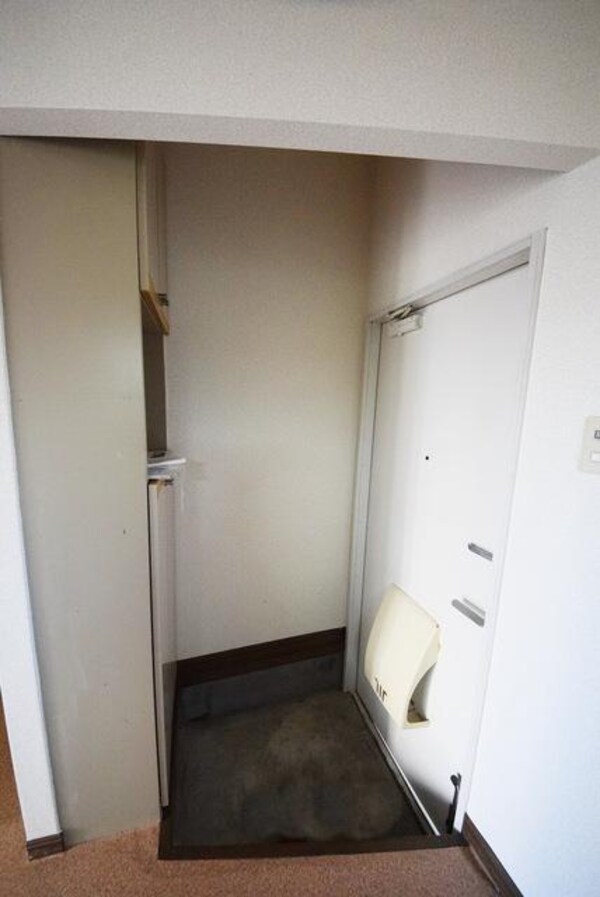 玄関(★お問い合わせはタウンハウジングまで★)