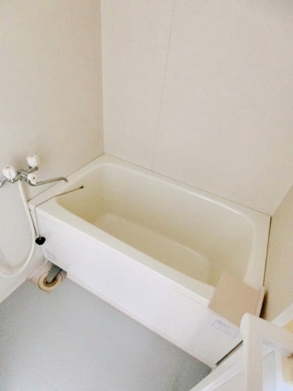 バス／シャワールーム等(バスルーム)