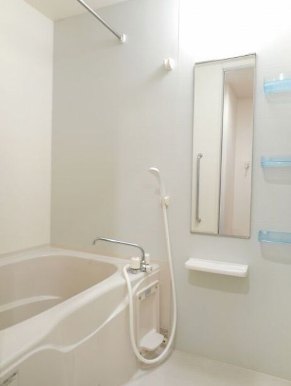 バス／シャワールーム等(バス／シャワールーム等)