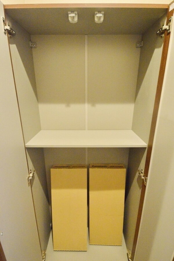 設備(シューズボックス)