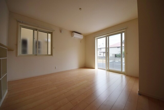 物件内観写真15　(★風通しも良く日当たり良好★)