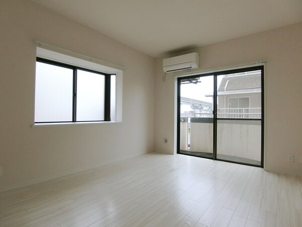 リビング・居室(☆二面採光☆)