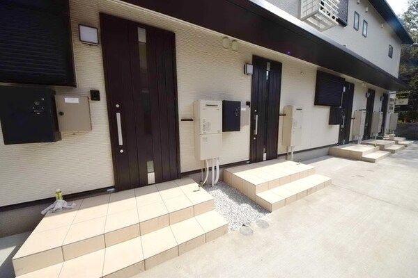 エントランス(外観・共用部分)