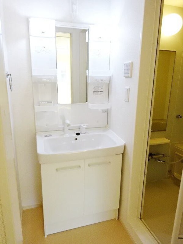 洗面(★シャンプードレッサー★)