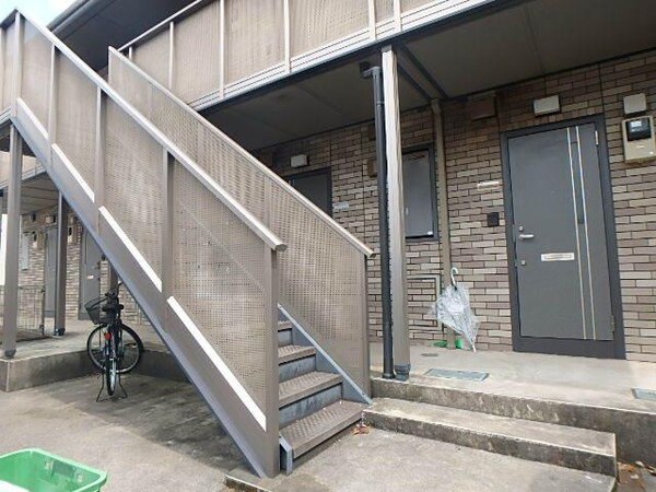 エントランス(外観・共用部分)