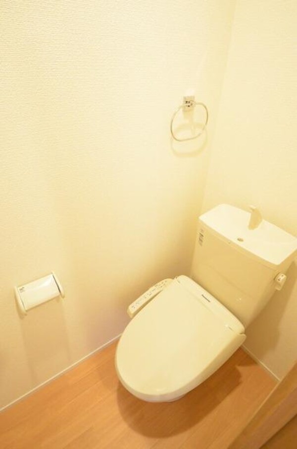 トイレ(♪トイレも大切な空間です♪)