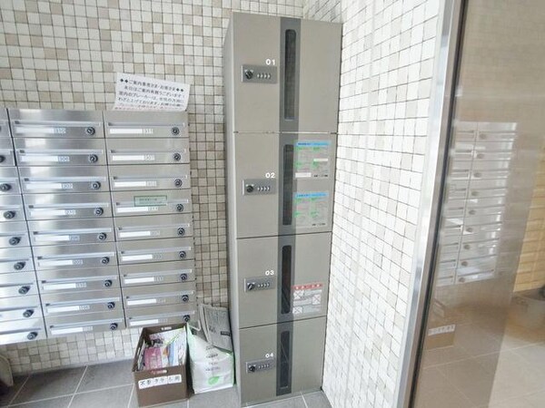 共有部分(♪不在時でも荷物を受け取れる宅配ＢＯＸあり♪)