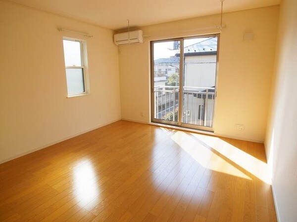 リビング・居室(☆角部屋は出窓有☆)