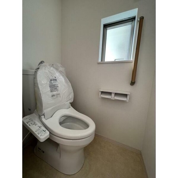 トイレ(※同施工イメージ写真です。参考にご覧ください)