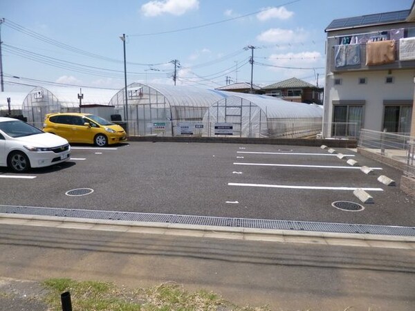 駐車場(★敷地内駐車場です★)