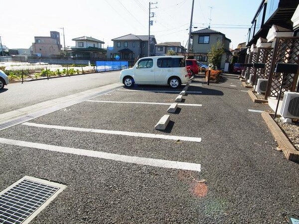 駐車場(♪敷地内駐車場♪)