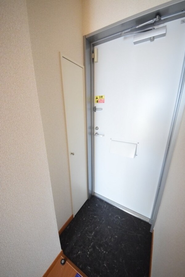 玄関(室内・室内設備)