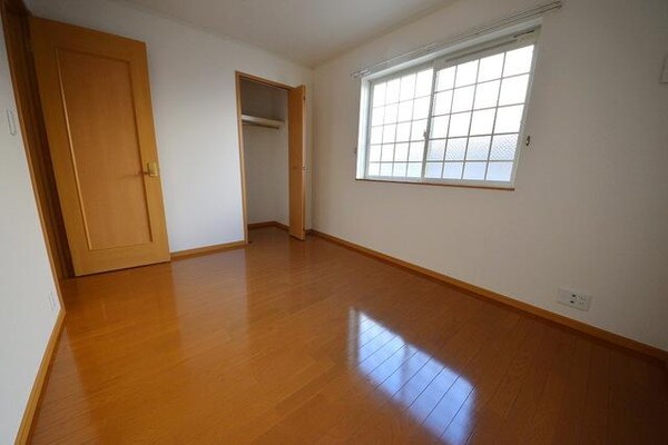 その他室内・内装(★フローリングの明るいお部屋です★)