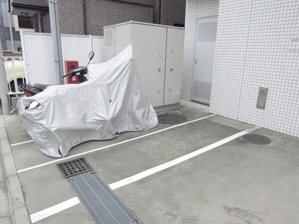 駐車場(★バイク置き場あります★)