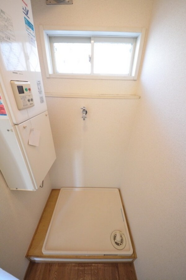 その他(♪室内洗濯機置場で冬場も安心！♪)