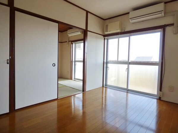 その他室内・内装(☆エアコン2基完備☆)