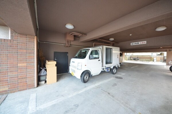 駐車場(外観・共用部分)