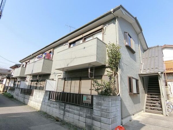 外観(☆通りから少し、入っているので静かです)