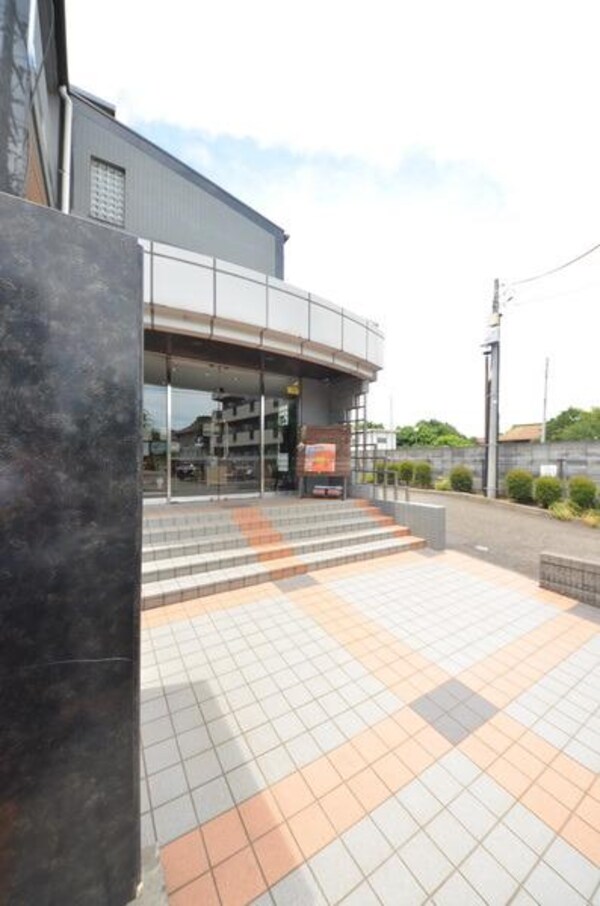 エントランス(外観・共用部分)