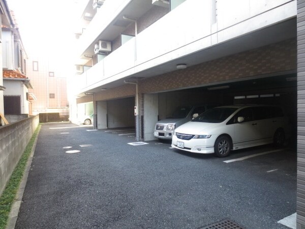 駐車場(★敷地内駐車場です。★)