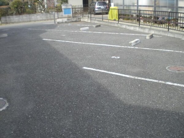 駐車場(★駐車場★)