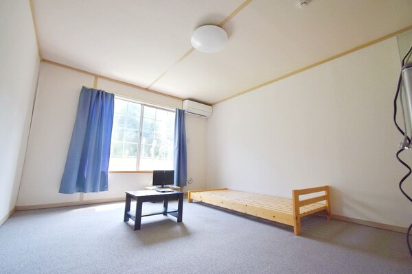 その他室内・内装(広めの室内☆家具付きです♪)