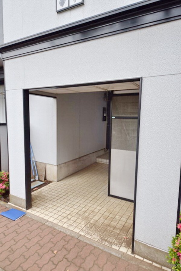 エントランス(★お部屋探しは株式会社タウンハウジング東京まで★)