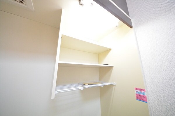 設備(☆調味料なども置けますね☆)