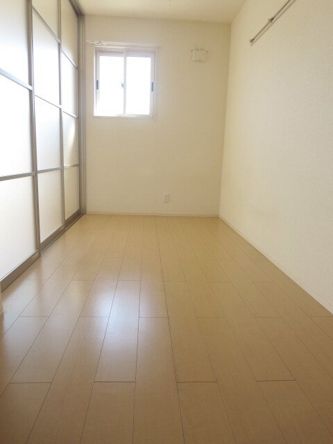 物件内観写真8　(★寝室にどうぞ★)