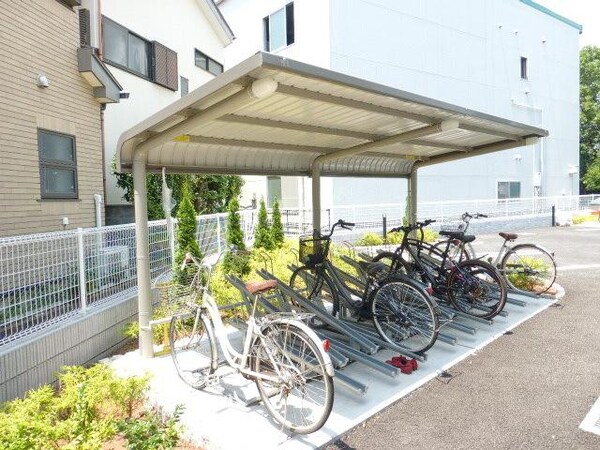 共有部分(★屋根付き自転車置き場★)