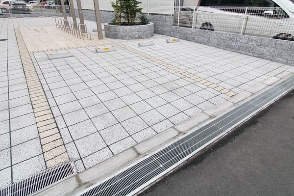 駐車場(駐車場)