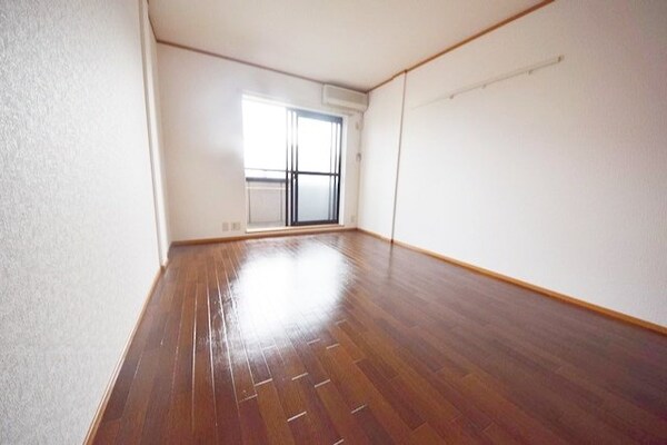 リビング・居室(★広々使え鵜お部屋です★)