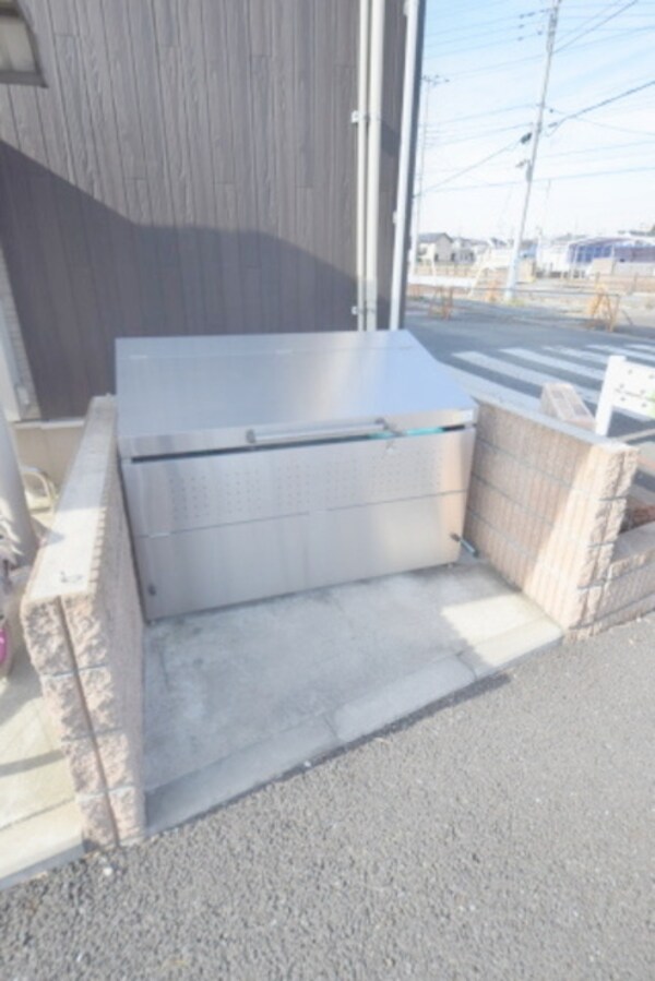エントランス(★お部屋探しは株式会社タウンハウジング東京まで★)