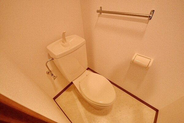トイレ(★清潔感のあるトイレです★)