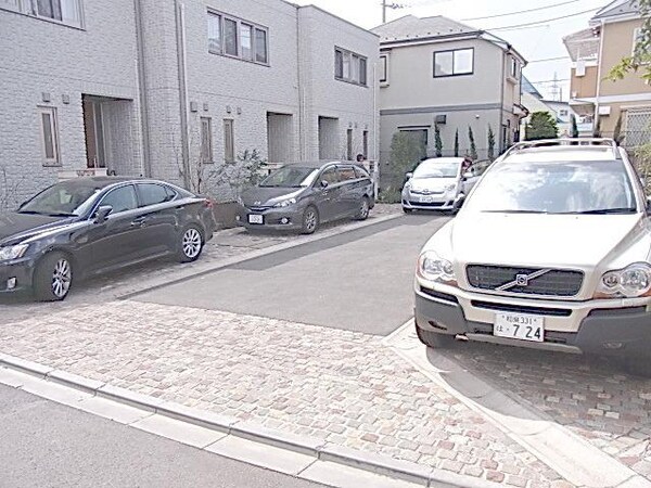 駐車場(★駐車場1台付き無料★)