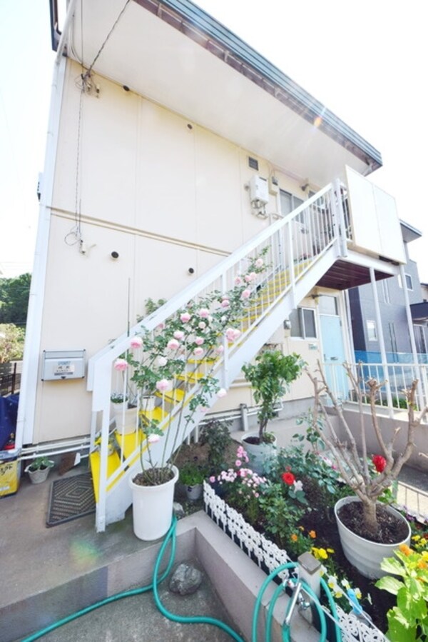 共有部分(★２階へ上がる階段です★)