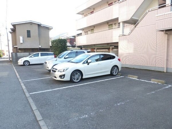 駐車場(★駐車場完備★)