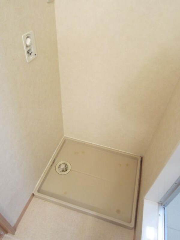 設備(★室内に洗濯機が置けます★)