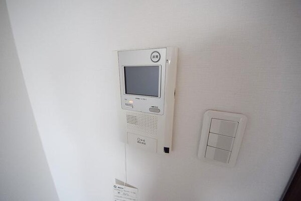 セキュリティ(★モニター付きのインターホンです★)