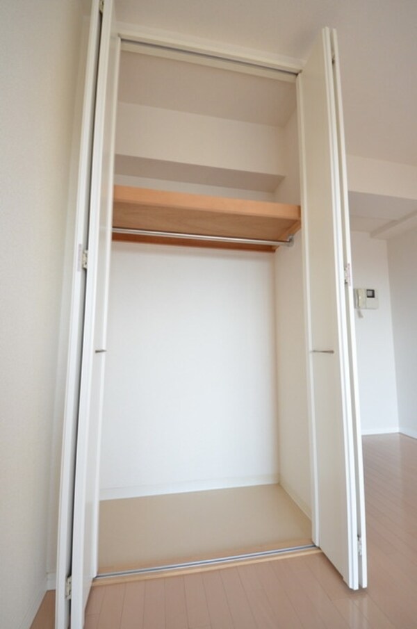 収納(♪たっぷり入るクローゼット♪)
