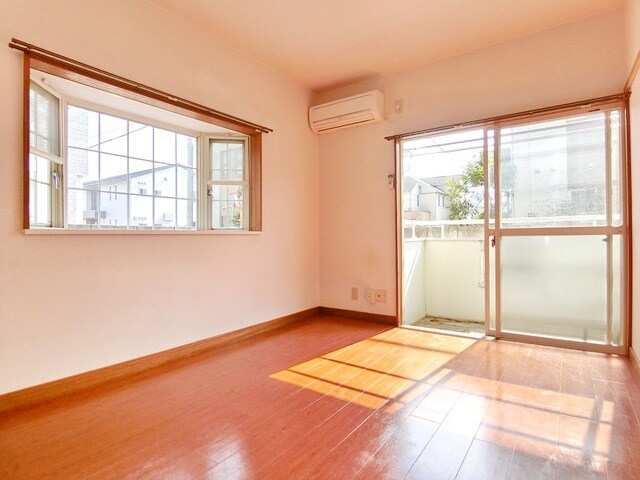 物件内観写真4　(寝室)