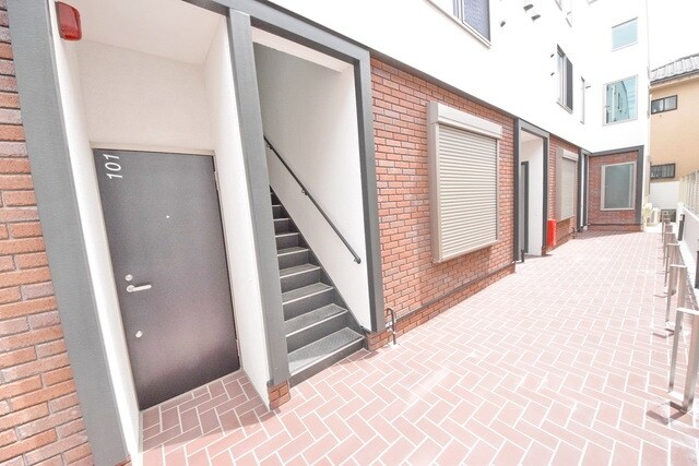 物件内観写真13　(★エントランス★)