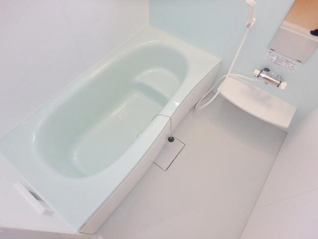 物件内観写真11　(★ゆったりバススペース★)