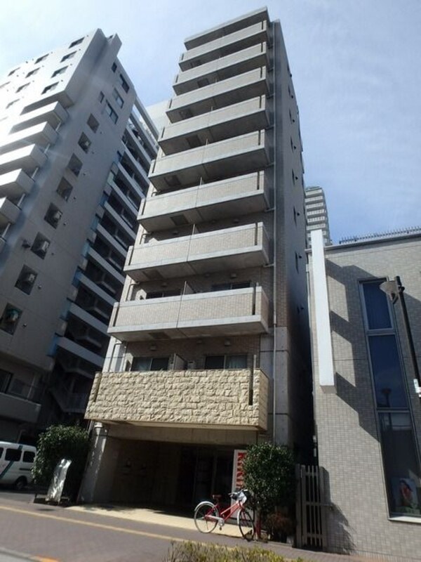 外観(タウンハウジング府中店まで)