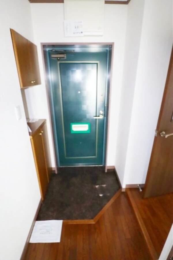 玄関(★他部屋参考写真です★)