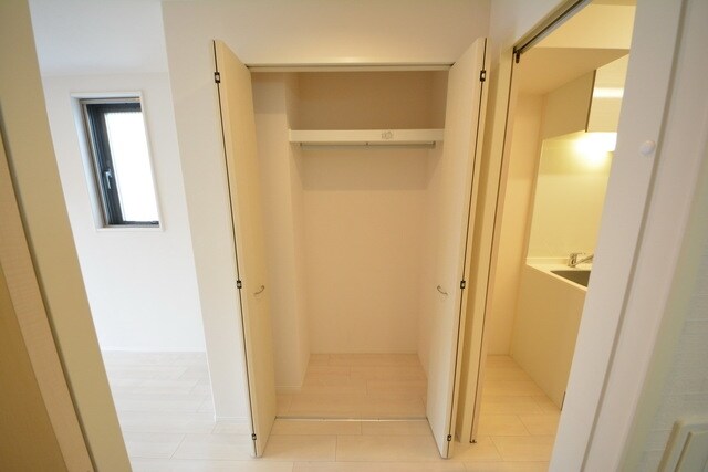 物件内観写真6　(内装)