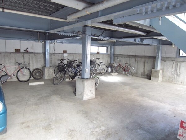 駐車場(★駐車場★)